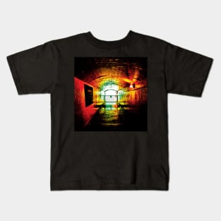 see the light Kids T-Shirt